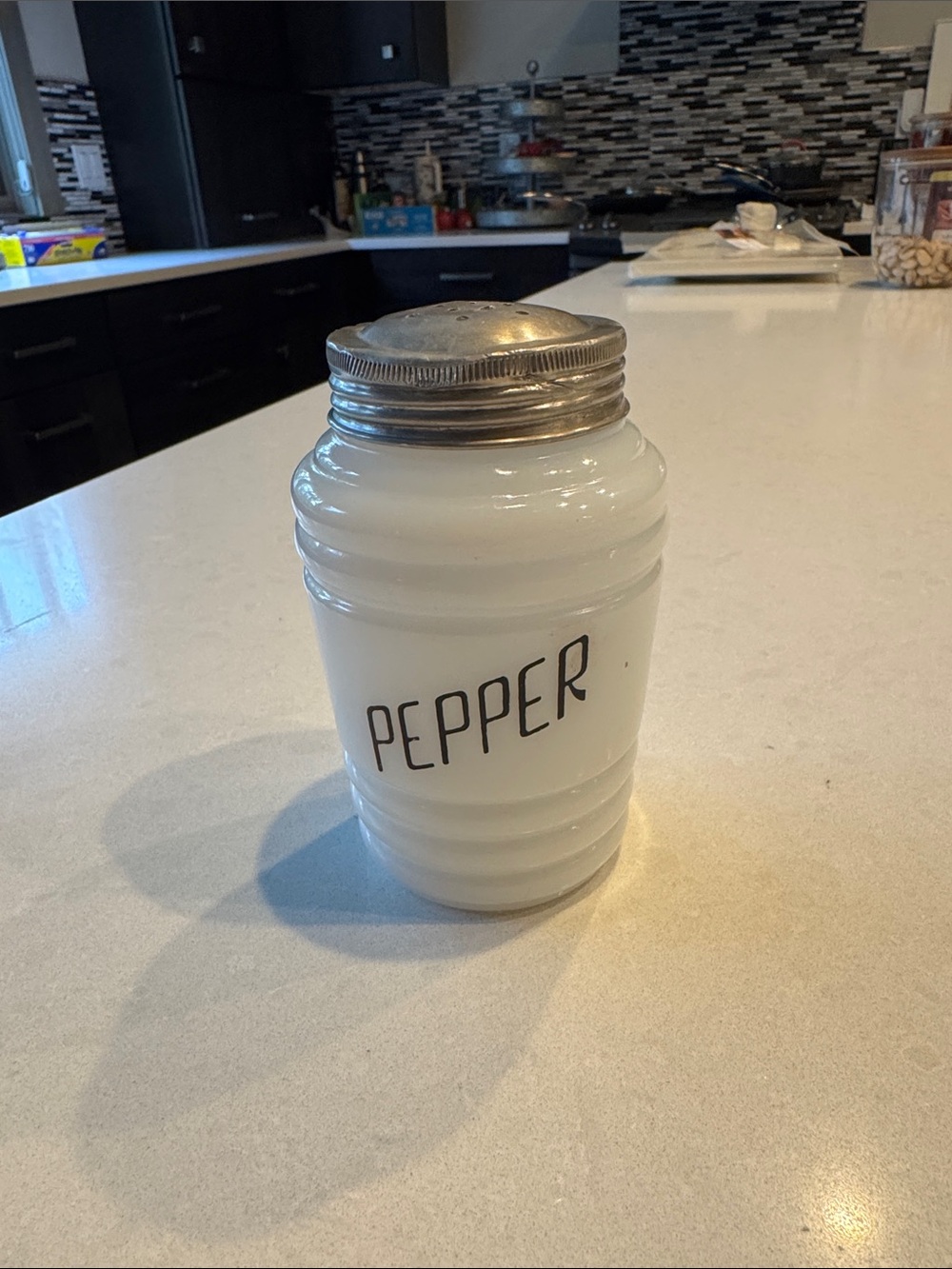 Pepper shaker beehive 1930-1940 White Glass Pepper Shaker with Silver Lid